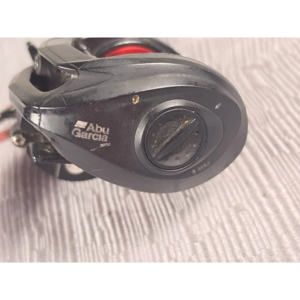 Abu Garcia Black Max BMAX2-L Fishing Reel 5 Bearings 6.4:1 Swedish Engineering